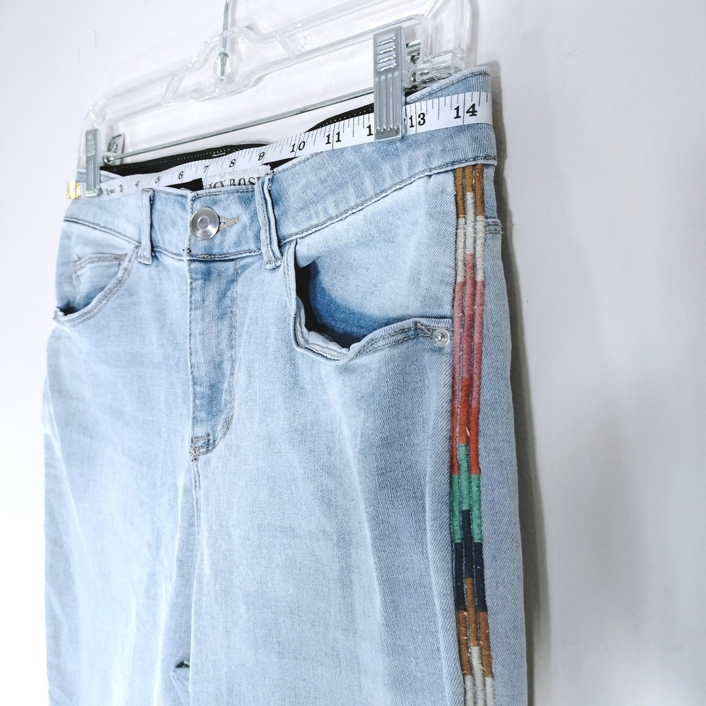 Knox Rose Light Wash Jeans; Embroidered Side Stripe